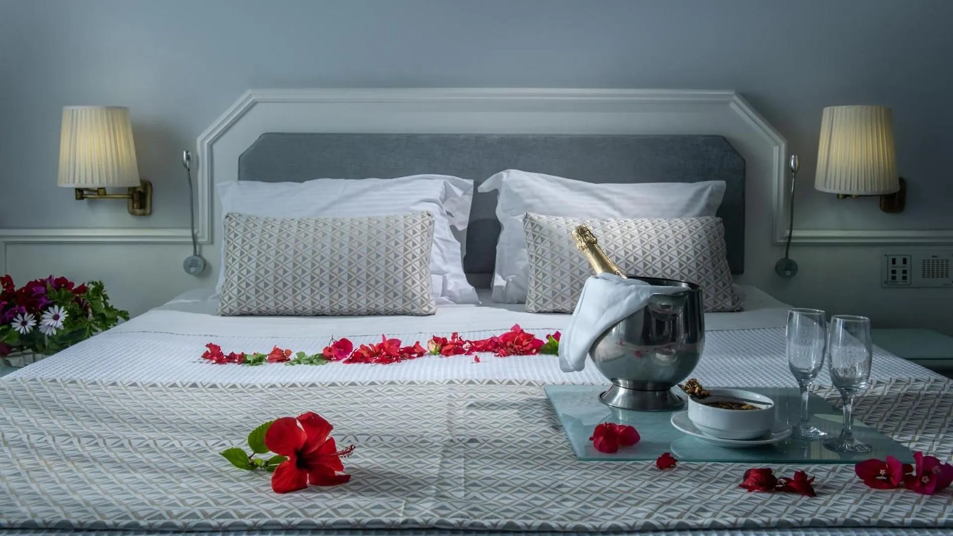 Rethymno Mare & Water Park Hotel  Rethymno (Crete)
